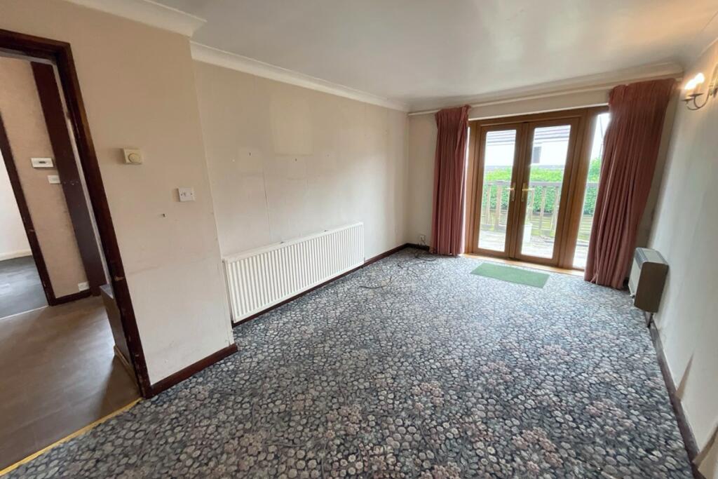 living room/bedroom 