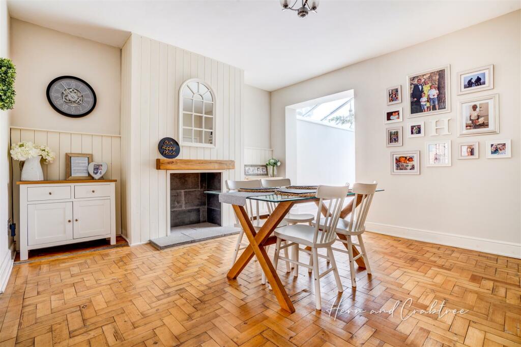 Pantbach Road, Heath, HernCrabtree (10).jpg