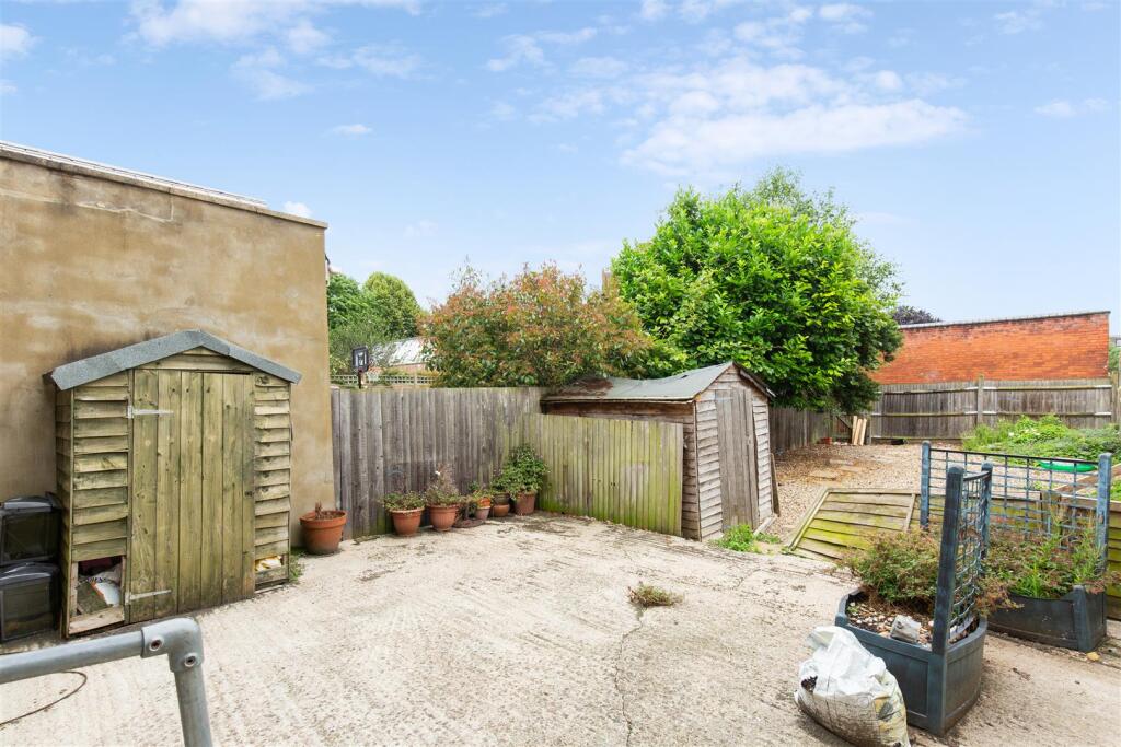 Greenend Road, W4 - FOR SALE