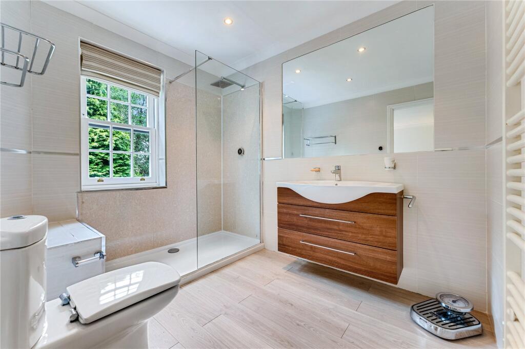 Ensuite Shower
