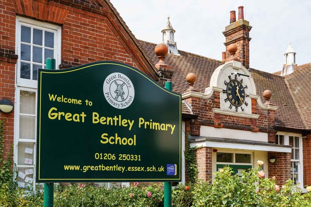 Homes within walking distance of Great Bentley Primary School