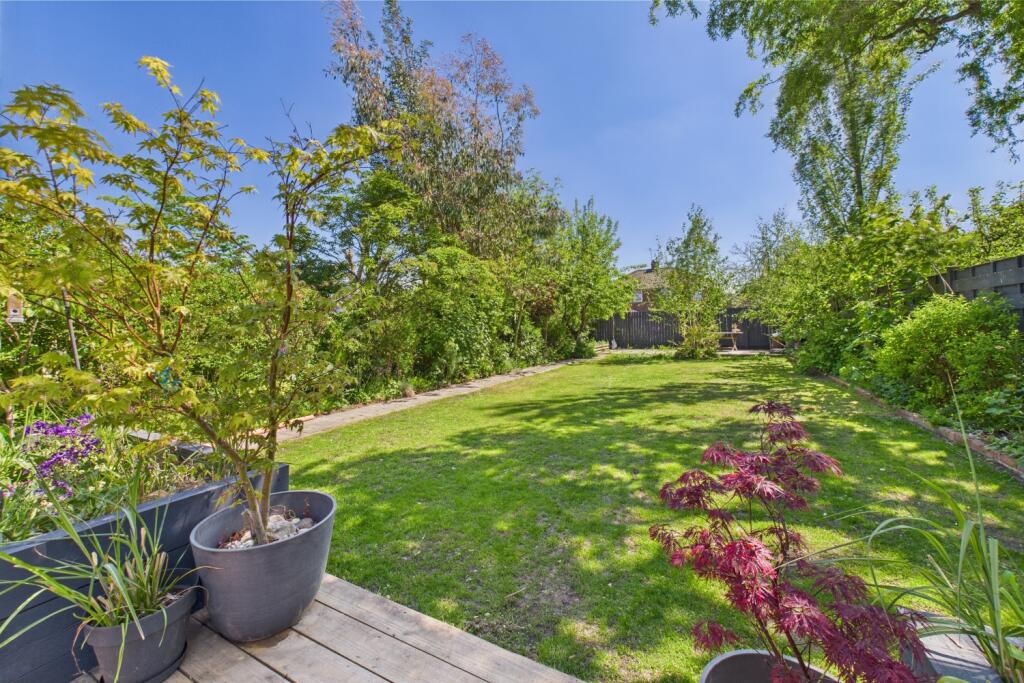 CAM03162G0-PR0260-STILL020