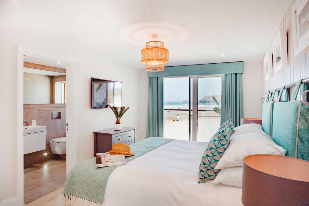 66dabd9535b1b_bedroom-1---chyanna-021-