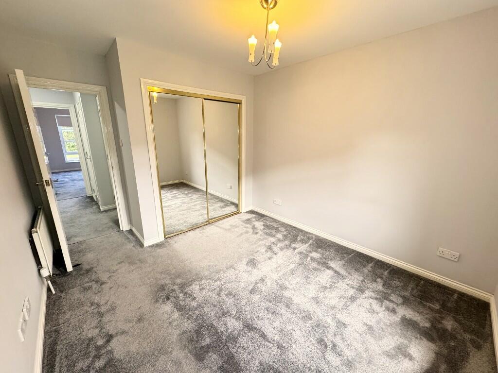 Bedroom1 (2)