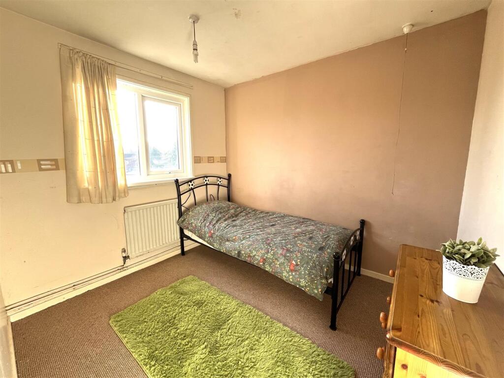 coulthwaite bedroom.jpeg