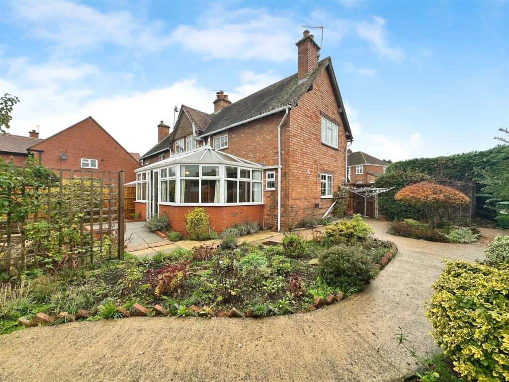 569b3f68--4FC6-925C-8900990A2272-89974-000018AD056