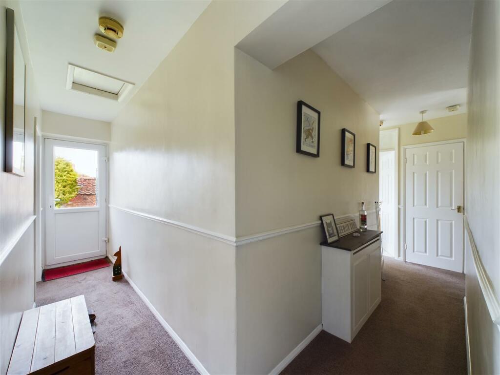 INNER HALLWAY