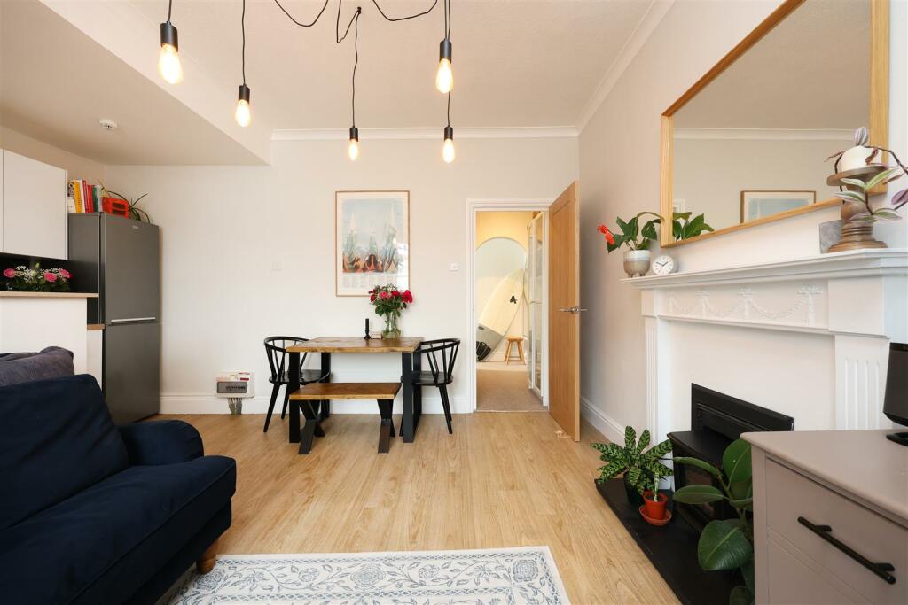 2FF 21 Southleigh Rd 21.JPG