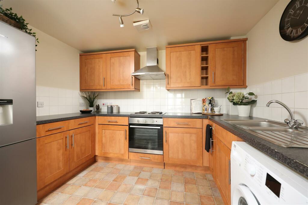 160 Squires Court 10.JPG