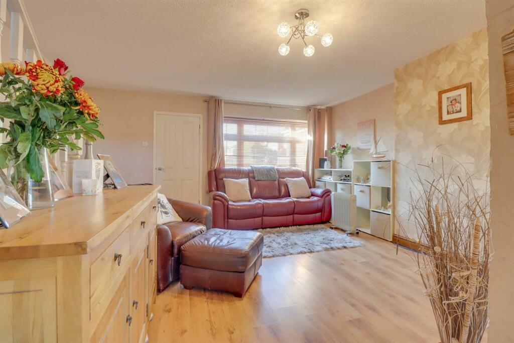 54 ALICIA AVENUE NEW-3.jpg