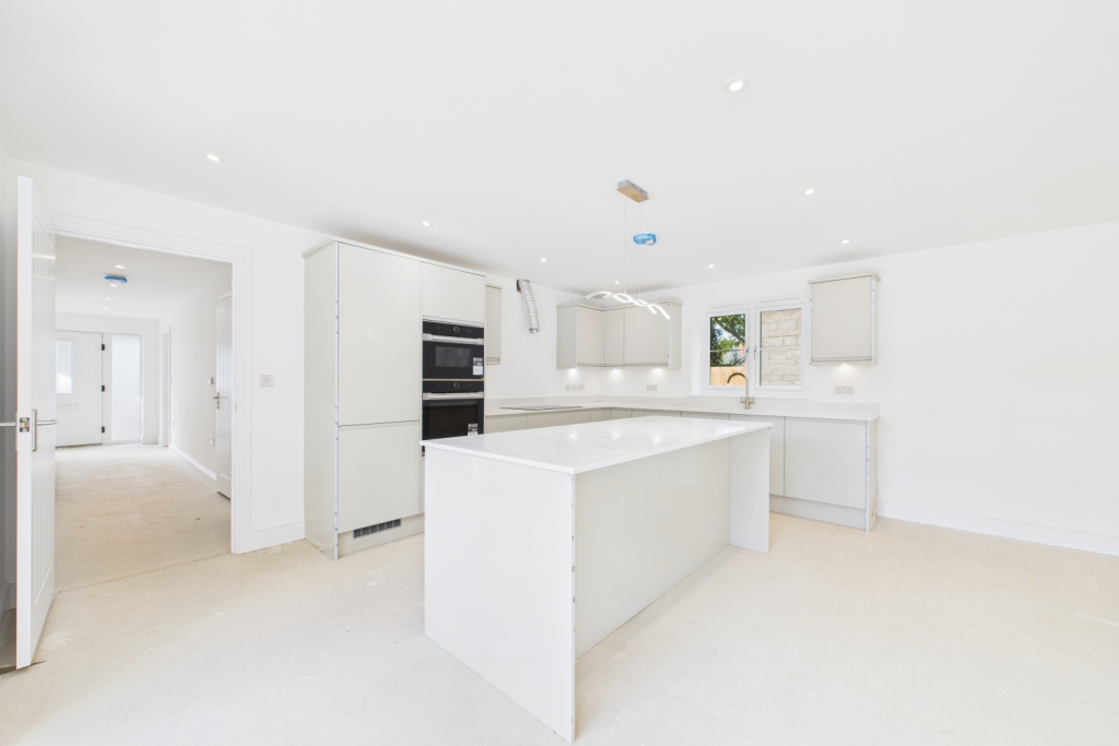 EweMove - Spalding - Pinstock Lane - Open Plan Liv