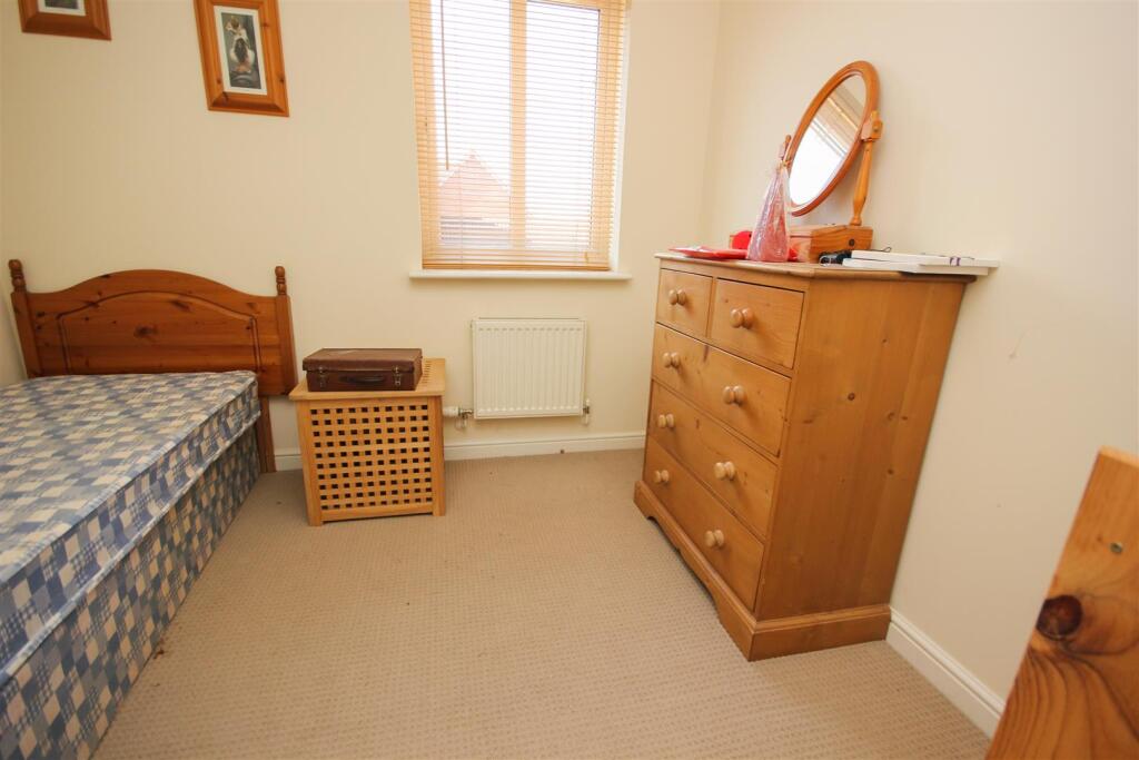 Bedroom 3.jpg