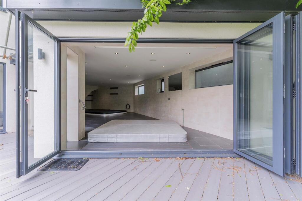 72 Dyke Road Low Res-35.jpg