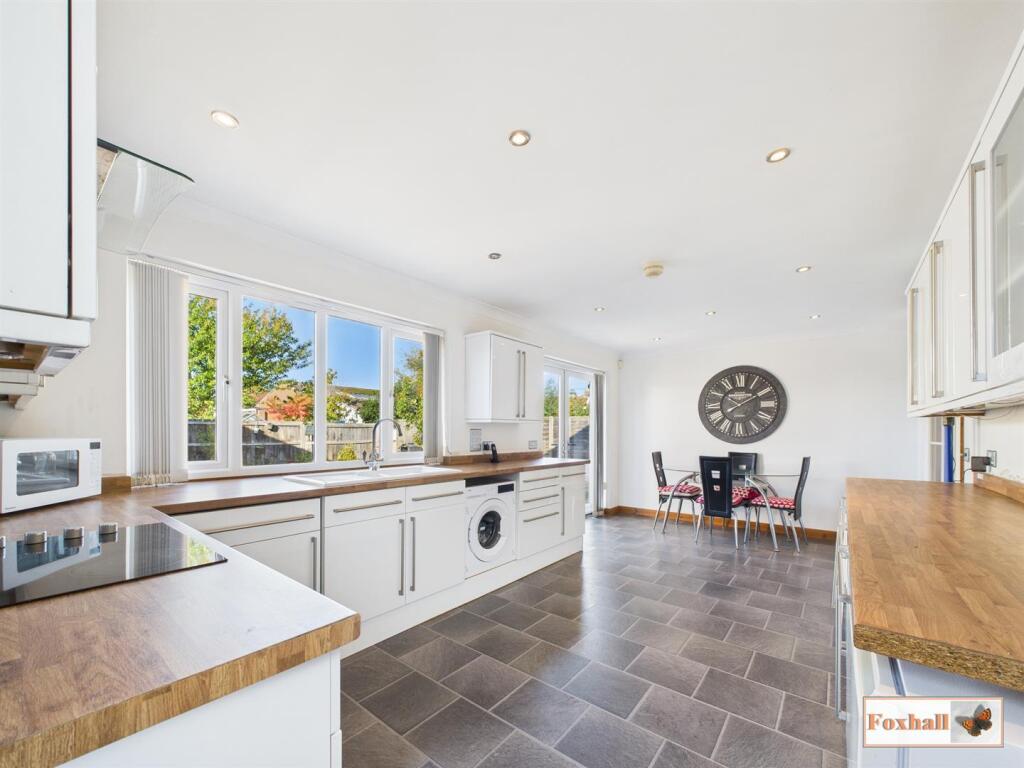 Kitchen / Diner