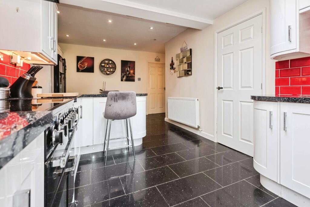 32rynalstreeteveshamwr114qa-25