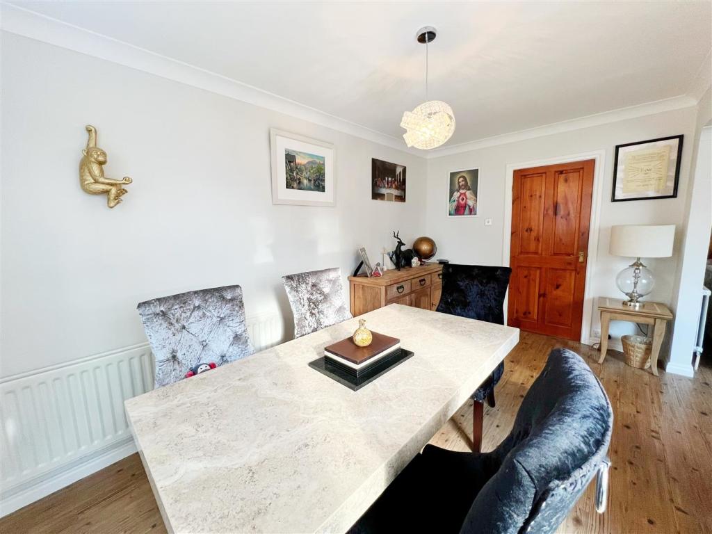 Dining Room 4.jpg