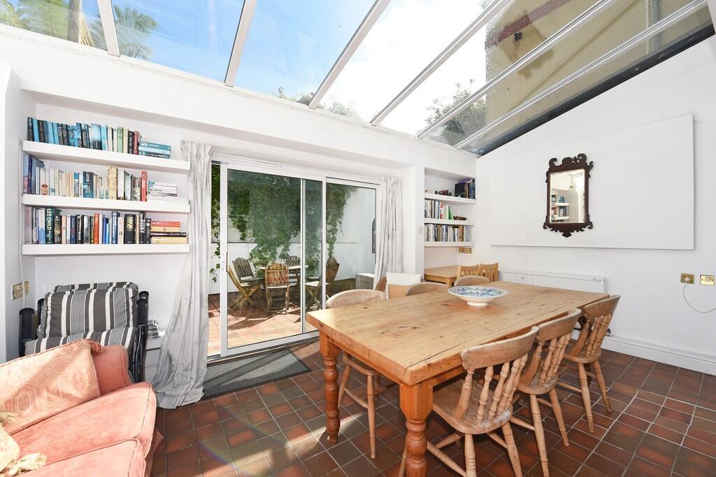 15 Bedford St. BA...