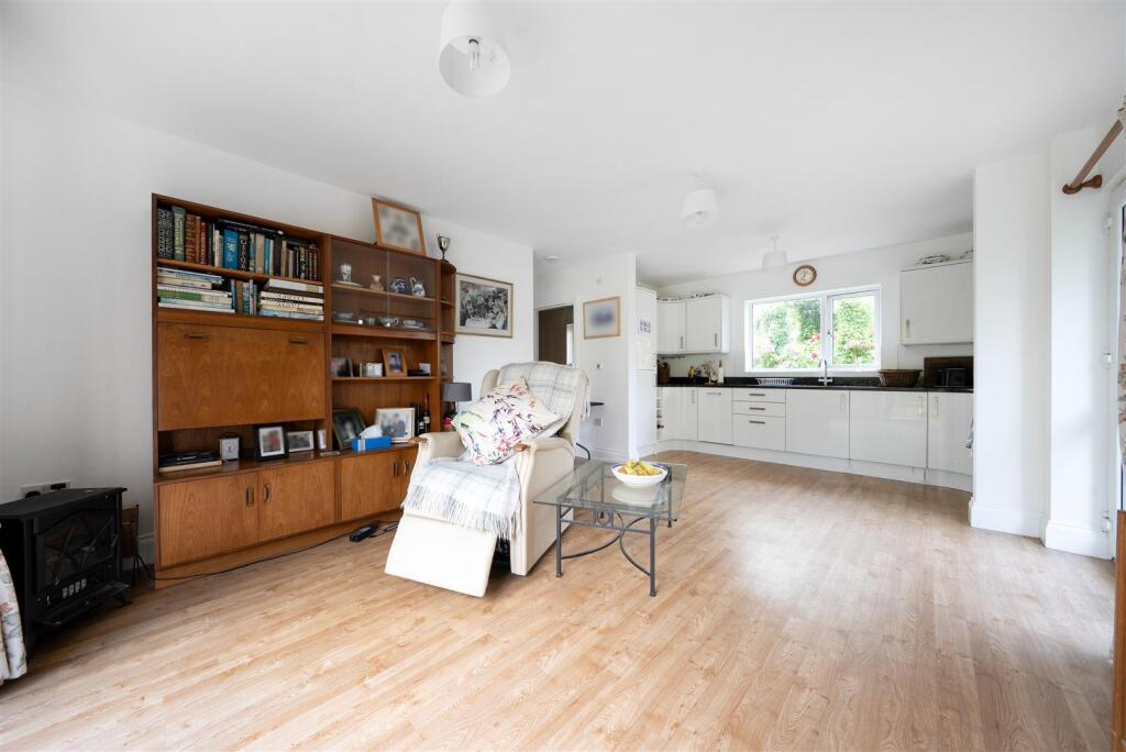 1 Pigeon Hill, Tiffield (8).jpg