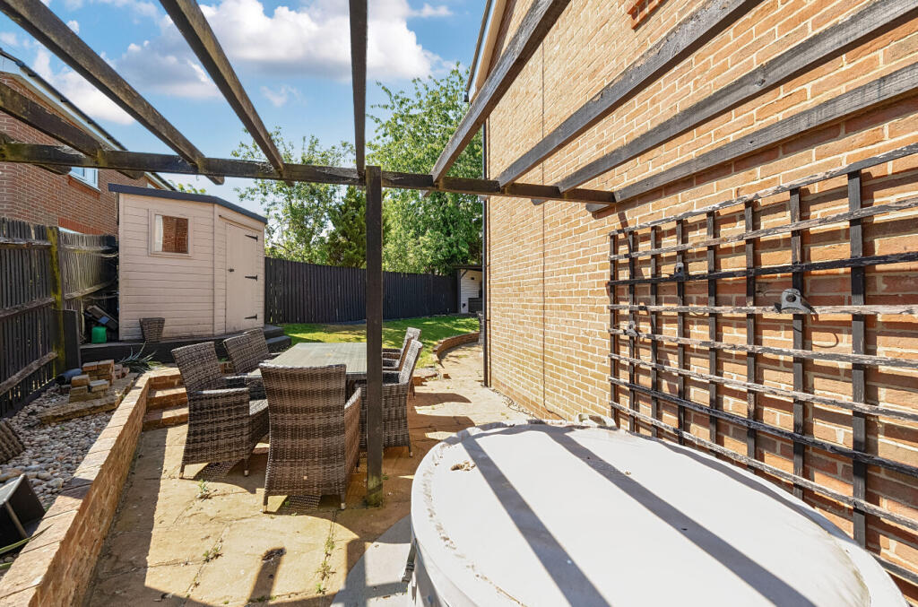 1294602-8-682c5e6...