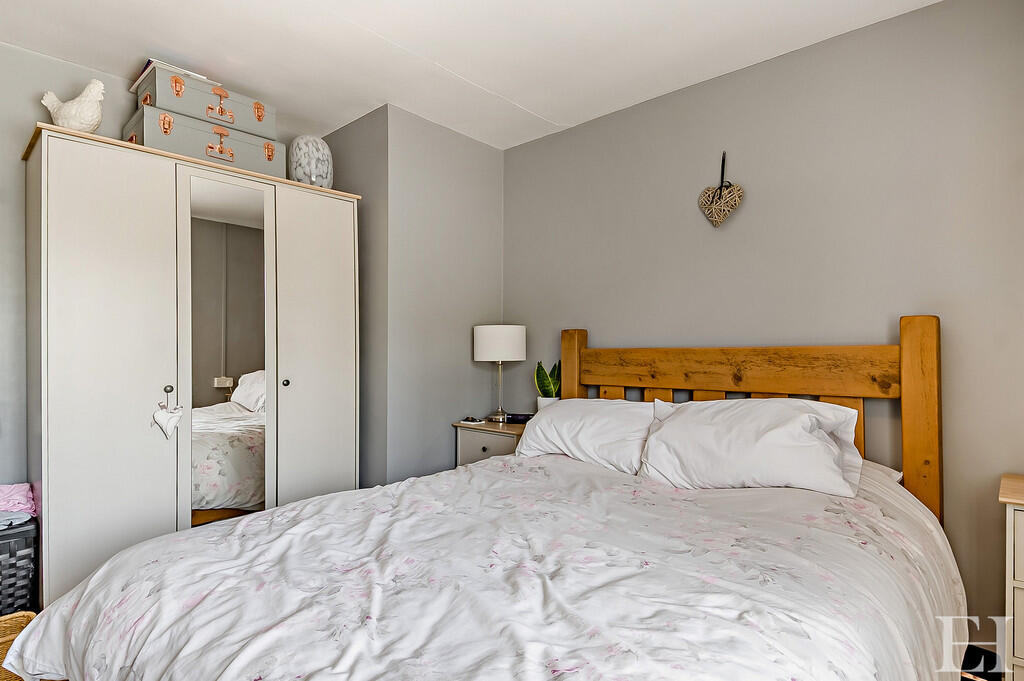 8652526-interiorW...