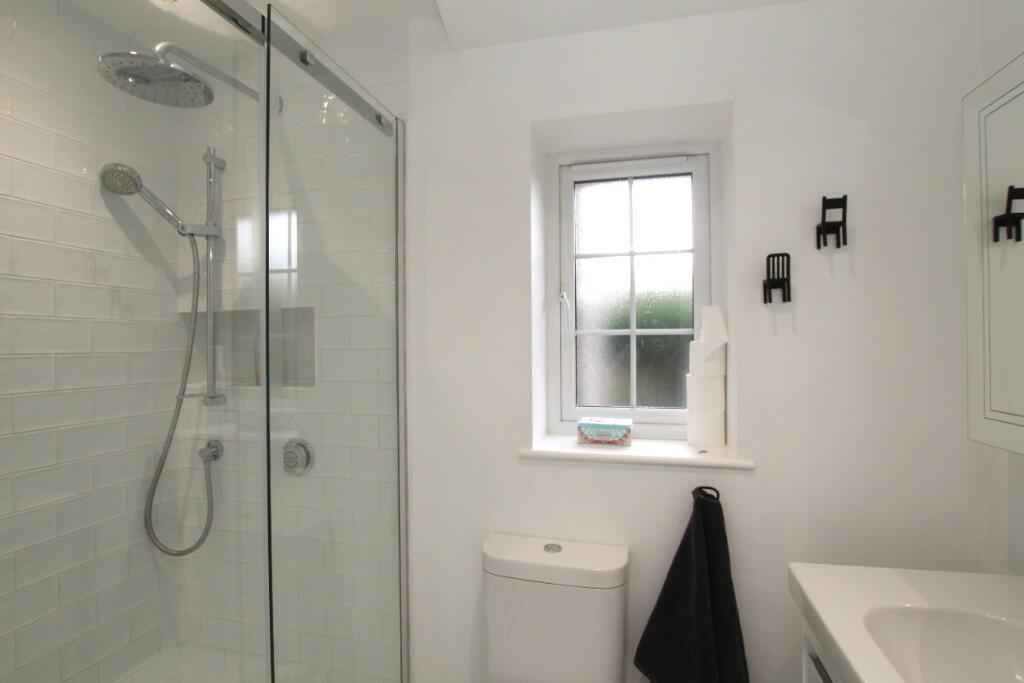 En Suite Shower Room