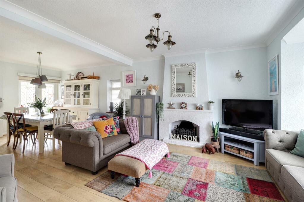Sitting-Dining Room.jpg
