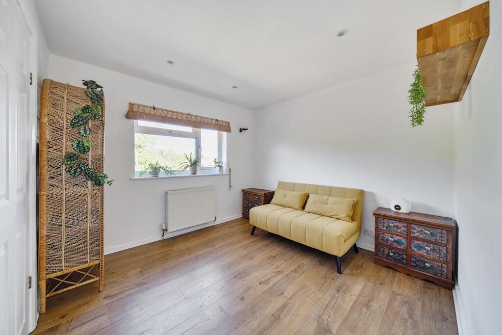 1294013-5-6827088da8338-ARW1294013-5-6827088da8338