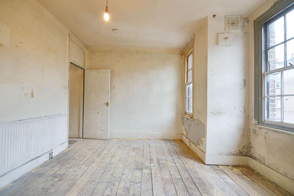 8a Goodwin Road, Shepherds Bush, London W12 9HX