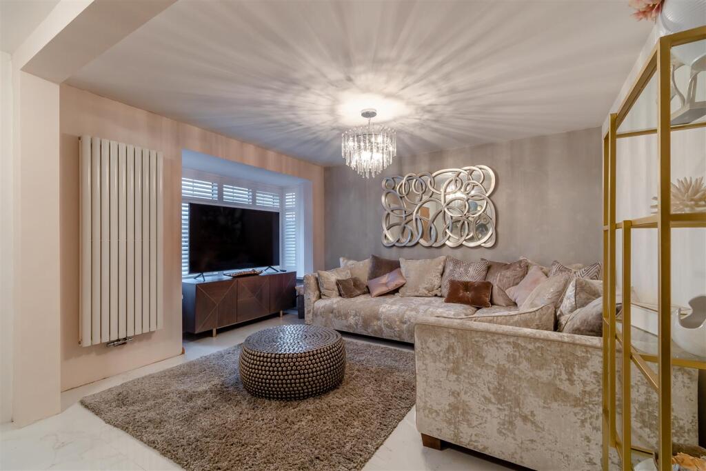 8635616-interior05.jpg