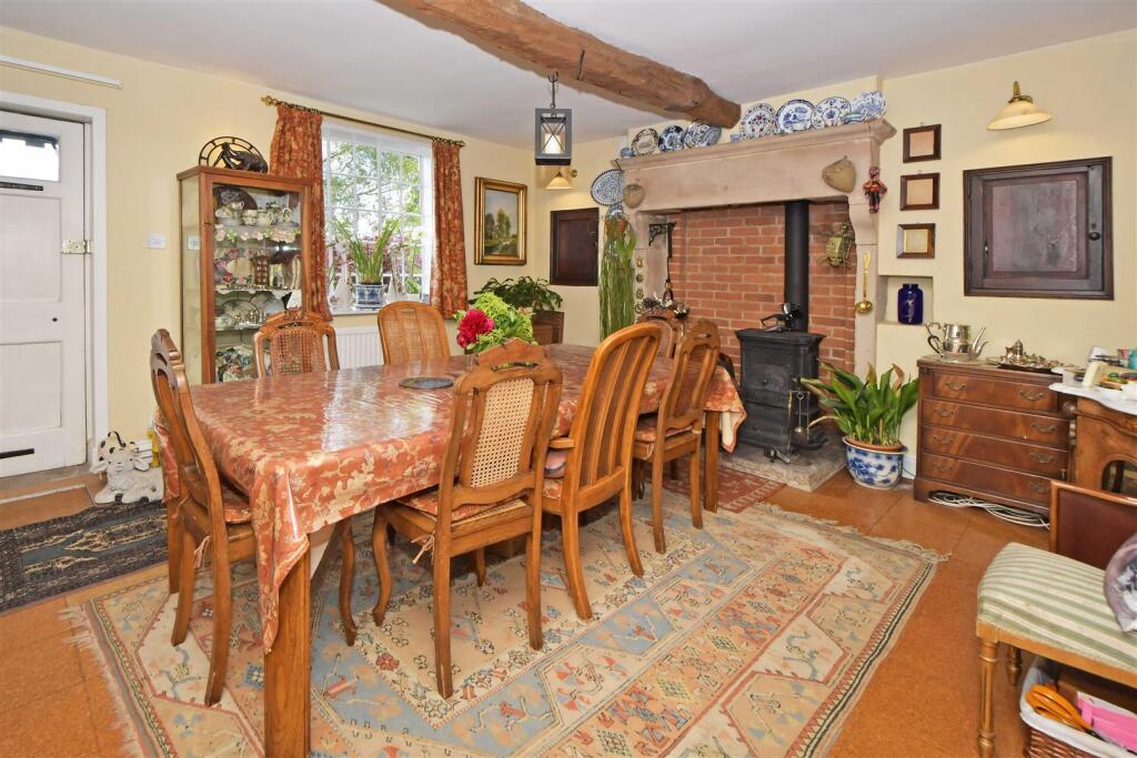 Moores Cottage Farmhouse (32).JPG