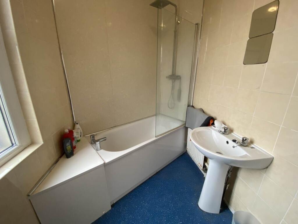 Bathroom 2