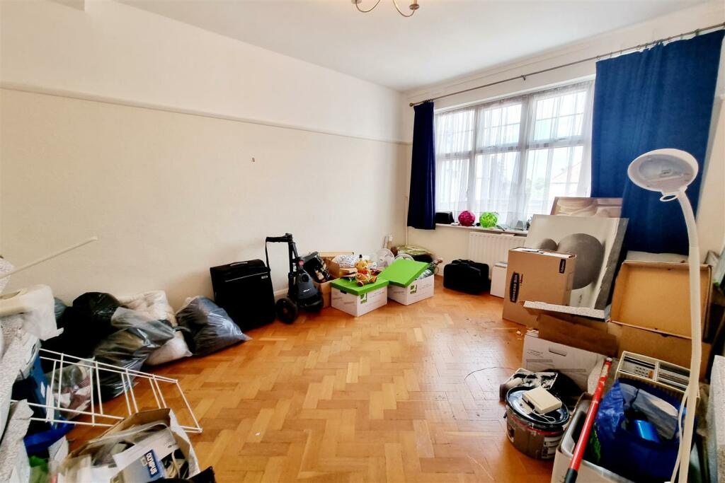 REAR RECEPTION ROOM/POSS. BEDROOM 4