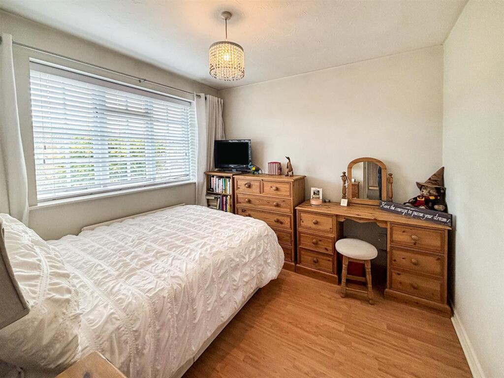 WhatsApp Image 2025-03-25 at 13.00.50_52ca7f59.jpg