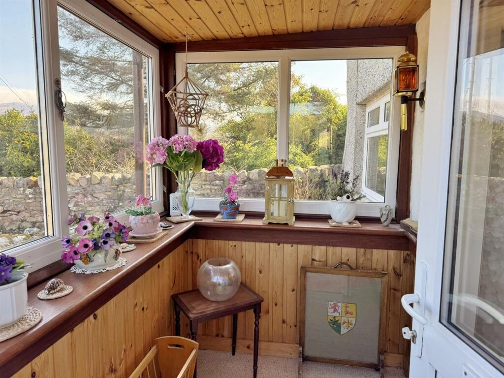 Entrance porch