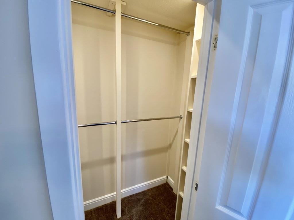 Walk-In Wardrobe