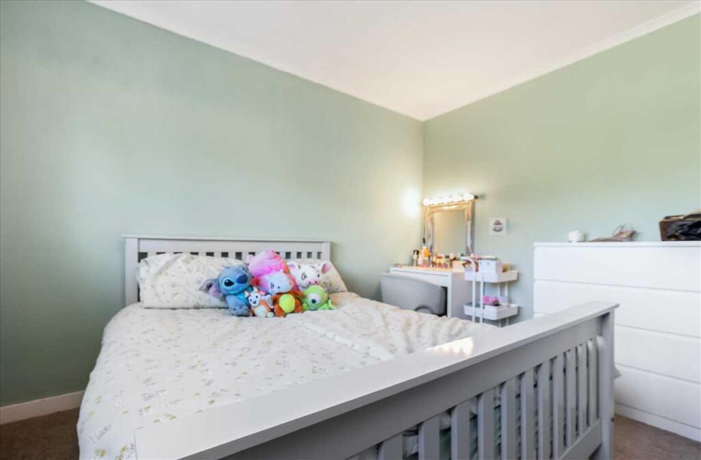Bedroom Two (2)