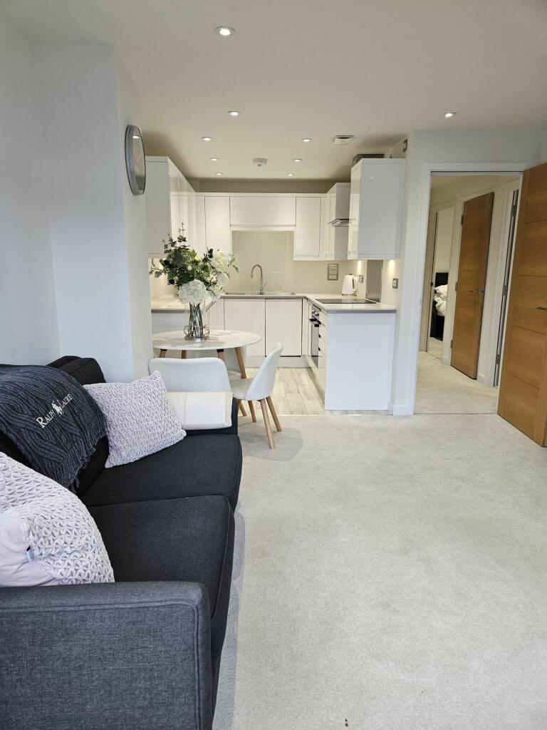 Living/Kitchen