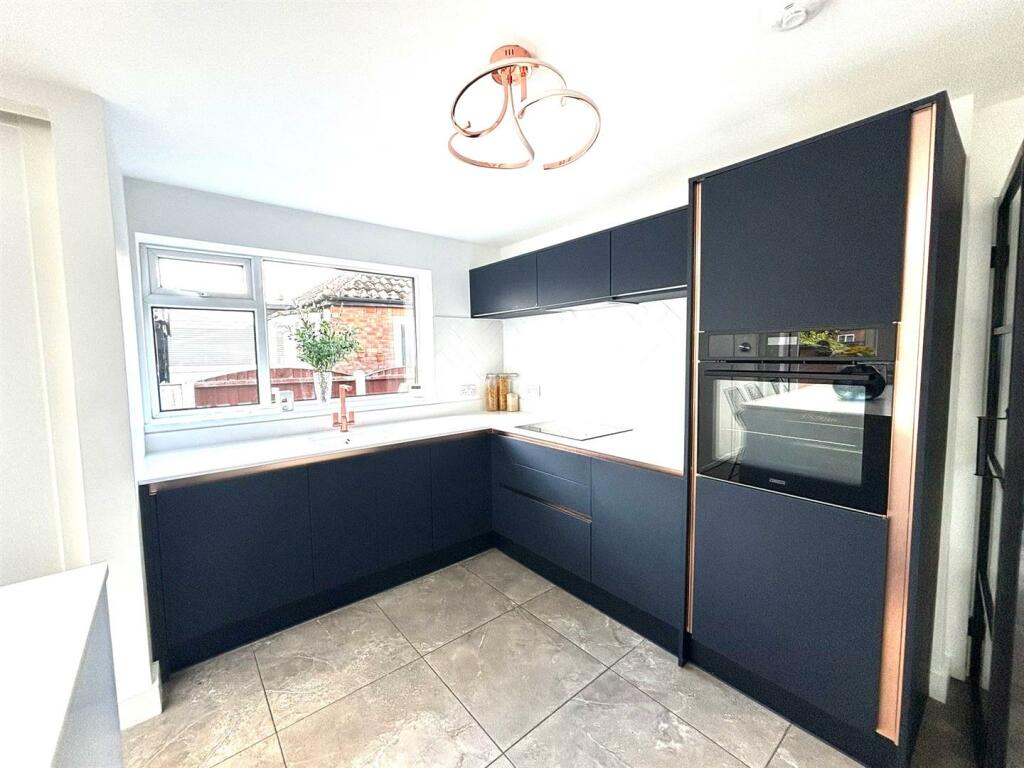 PHOTO-2024-05-30-13-36-37 2.jpg