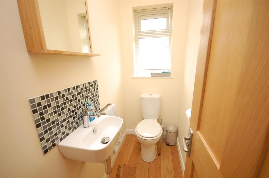 CLOAKROOM
