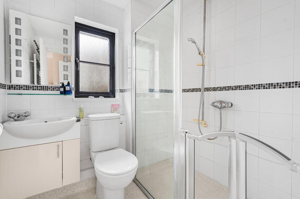 Ensuite To Master