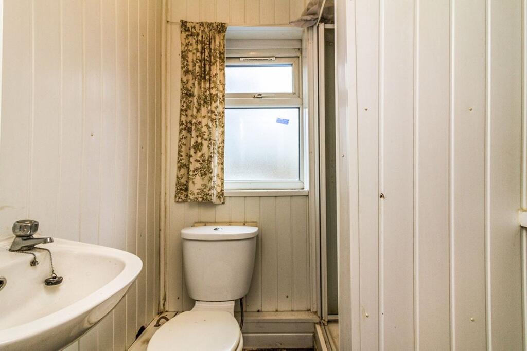 Shower Room W/C