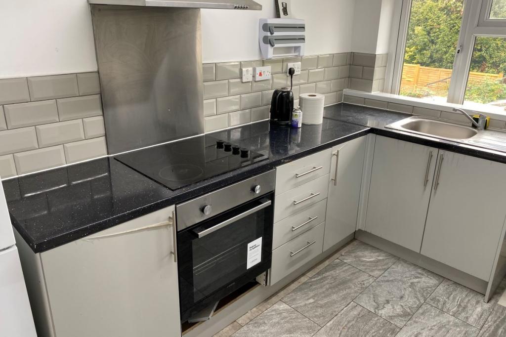 FIRST FLOOR KITCHEN