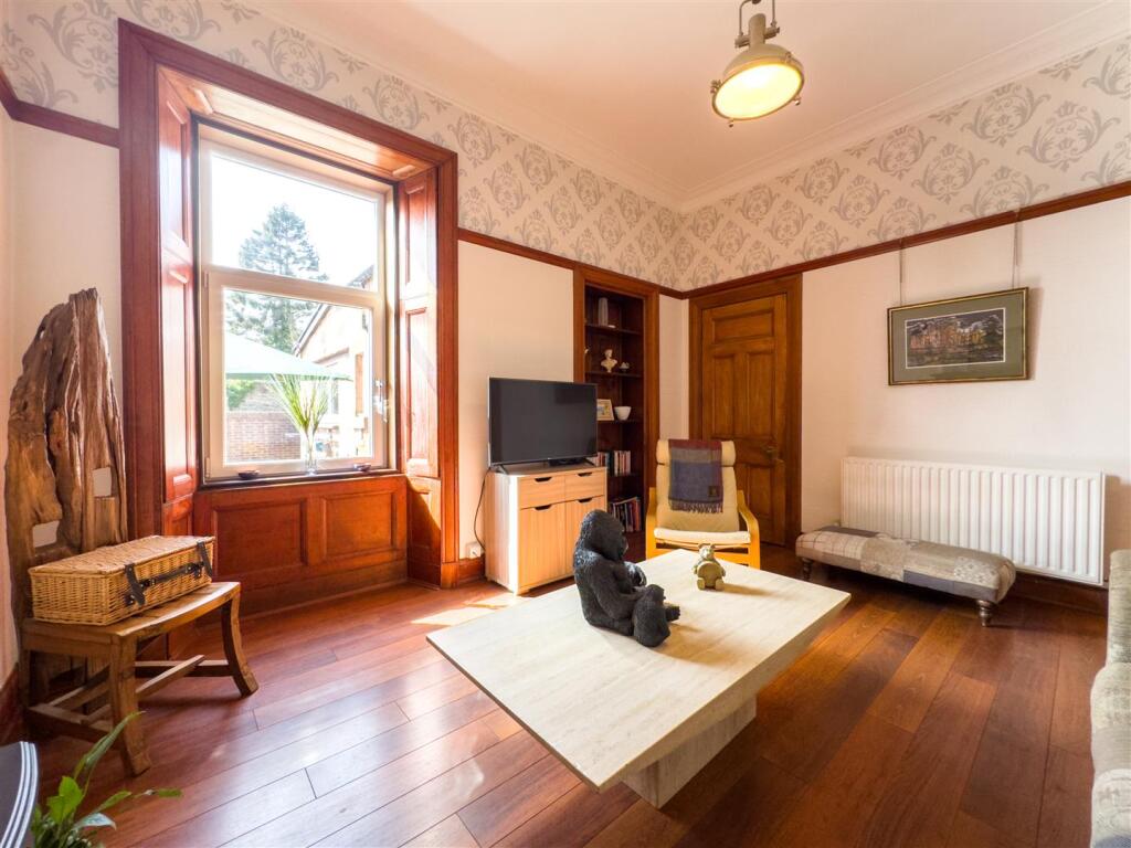 TV/Family Room