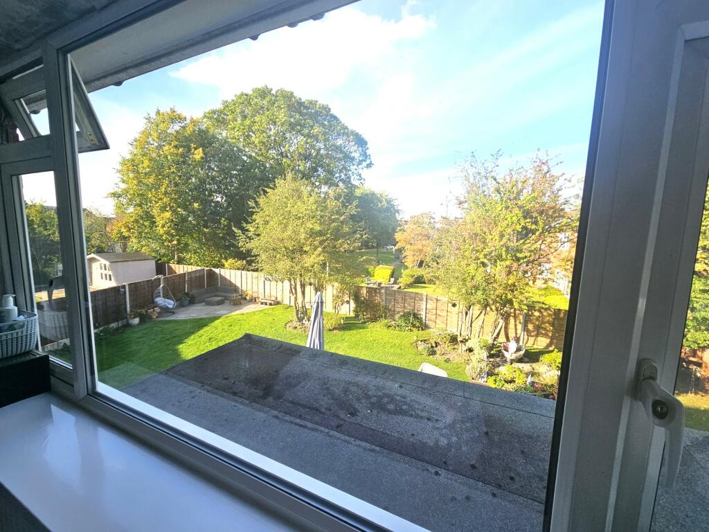 View Master bedroom