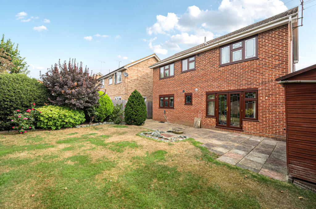 1336853-5-689c551...