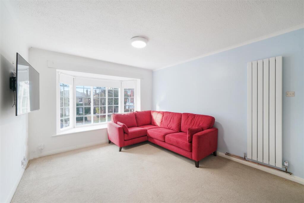 27 London Road - 8BRgOUYtCsJiHHYPRWbF.jpg