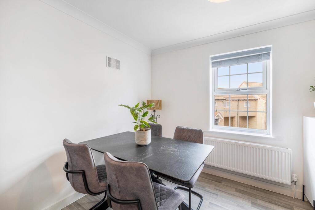 5 Sewell Way (Spalding)-16
