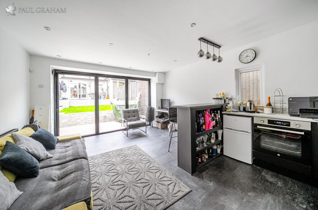 fa8a8df5-aaa6-40a...