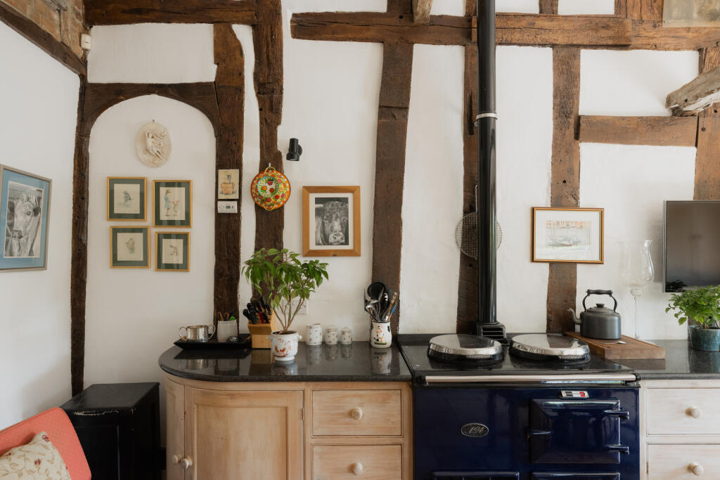 305785 - Old Guildhall, Monks Eleigh-36.jpg