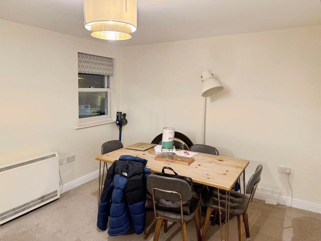 Dining 1